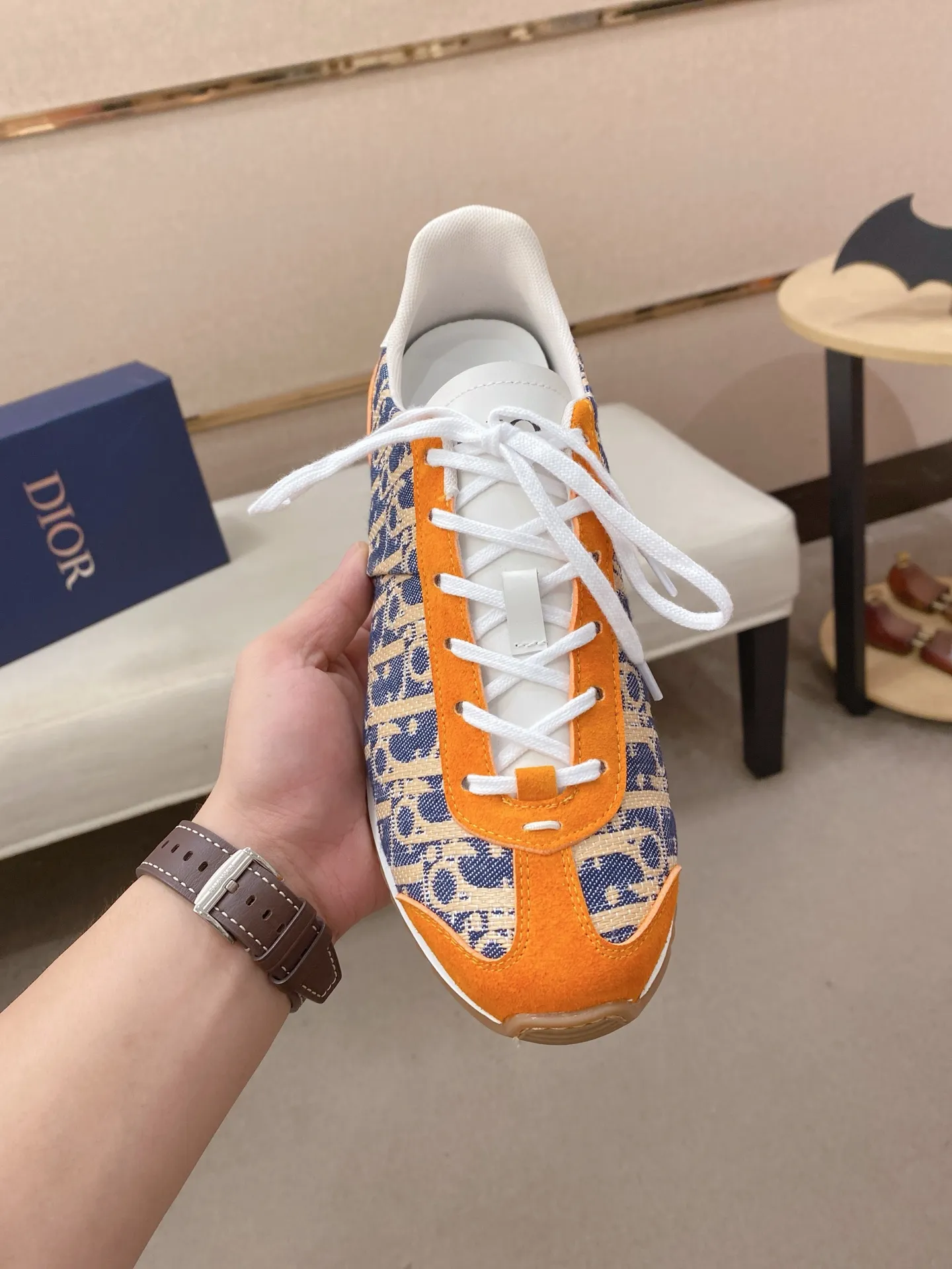 Men's shoes💰: 440💰Couple style💏 [Dior·Dior] New casual sports style men's shoes, new spring and summer design, perfect workmanship, lace-up lazy style to create wardrobe quality, upper: imported first-layer cowhide, mesh breathable lining soft and comfortable, ultra-light TPU wear-resistant outsole, simple, versatile fashion men's shoes, excellent color code number 35--44. (45,46 customized items are not returnable or exchangeable)